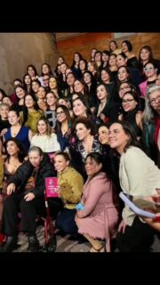 Muchas gracias a la @rednacdemujeres y a sus Presidentas, nacional @josefinamezaespinosa y estatal @consuelorosilloabogada, por la invitación a este gran evento en merecido homenaje a la gran @marcela.lagardee

Fue un honor compartir con mujeres extraordinarias que han dejado huella y que, con su trabajo y compromiso, siguen abriendo caminos para que más mujeres lleguemos más lejos. 💜✨
#Mujeres #Union #Compromiso #Sororidad